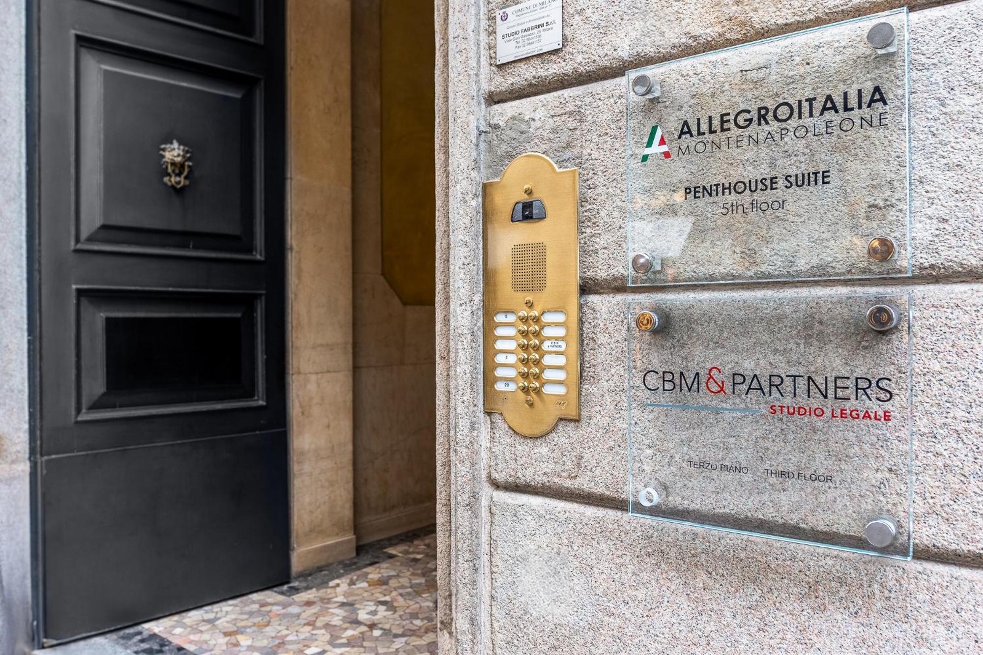 Allegroitalia Penthouse Montenapoleone Milano Eksteriør billede